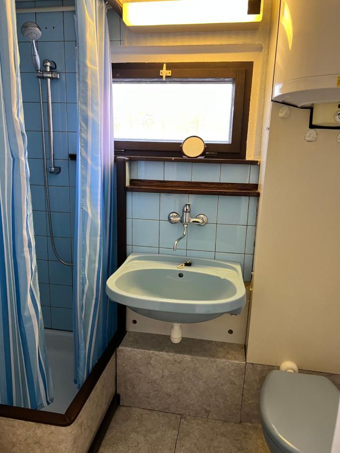 Urige Berghuette Mit Kamin Und Sauna Im Erzgebirge Nahe Schwarzwassertal Pobershau Buitenkant foto